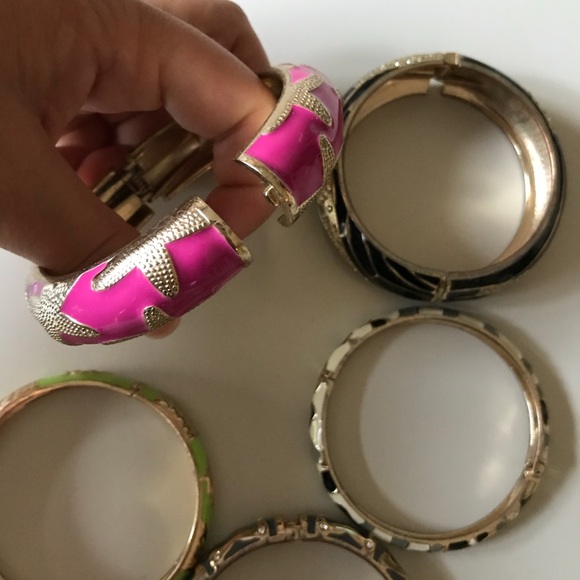 Set of five colorful, enamel bracelets! - Picture 3 of 4